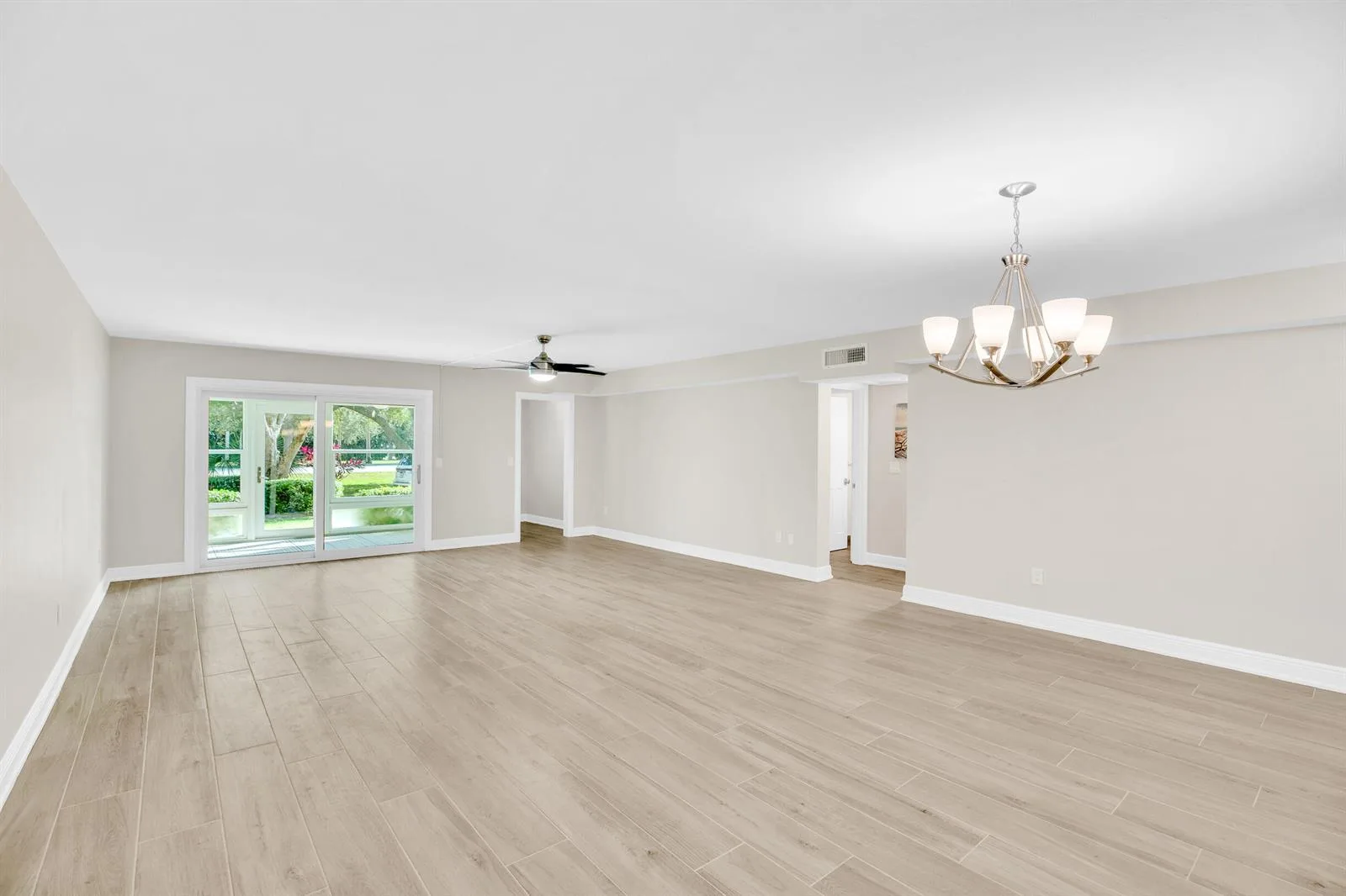 2333 Indian River Boulevard # 108, Vero Beach, FL 32960 photo 2