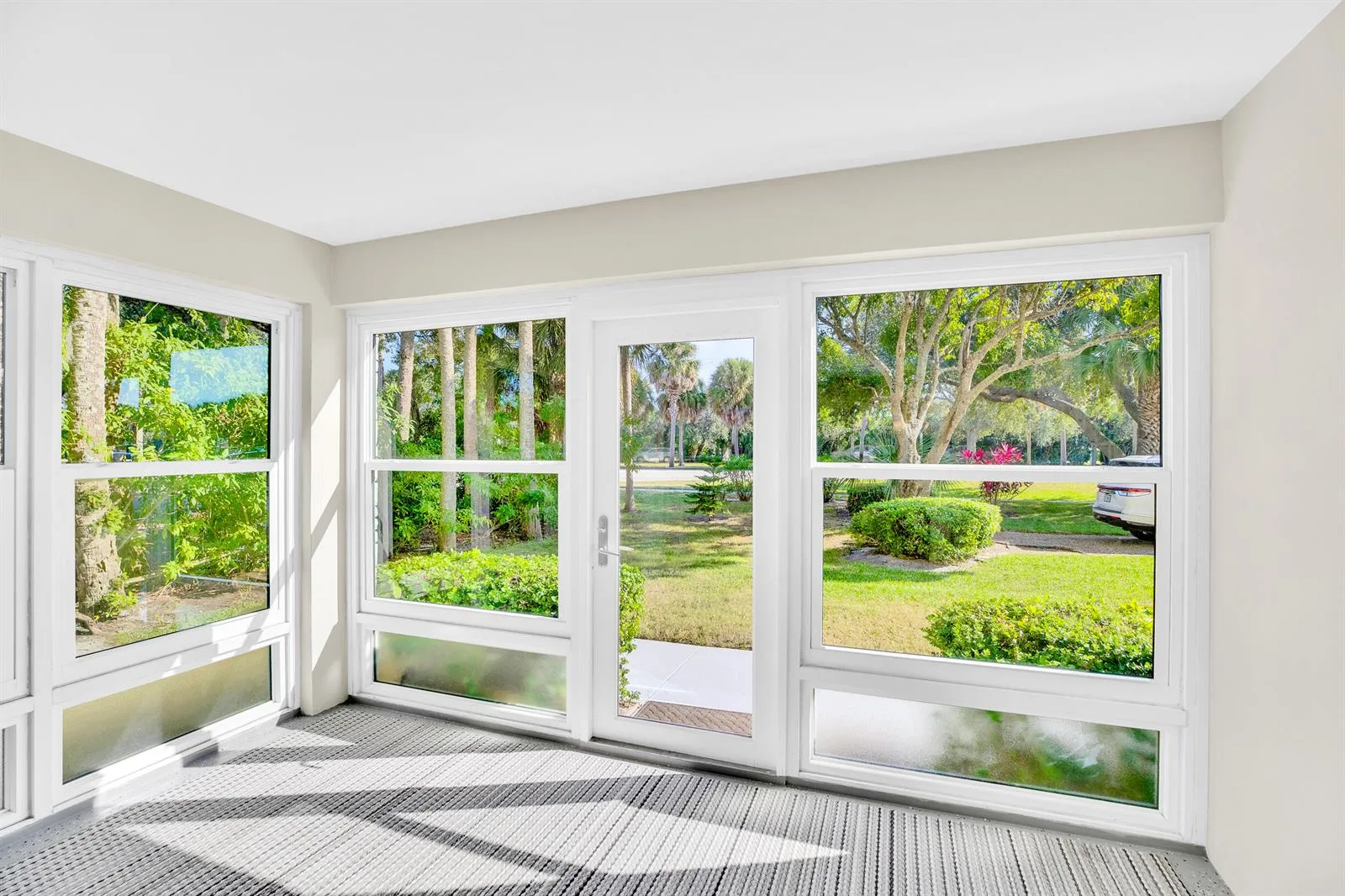 2333 Indian River Boulevard # 108, Vero Beach, FL 32960 photo 4