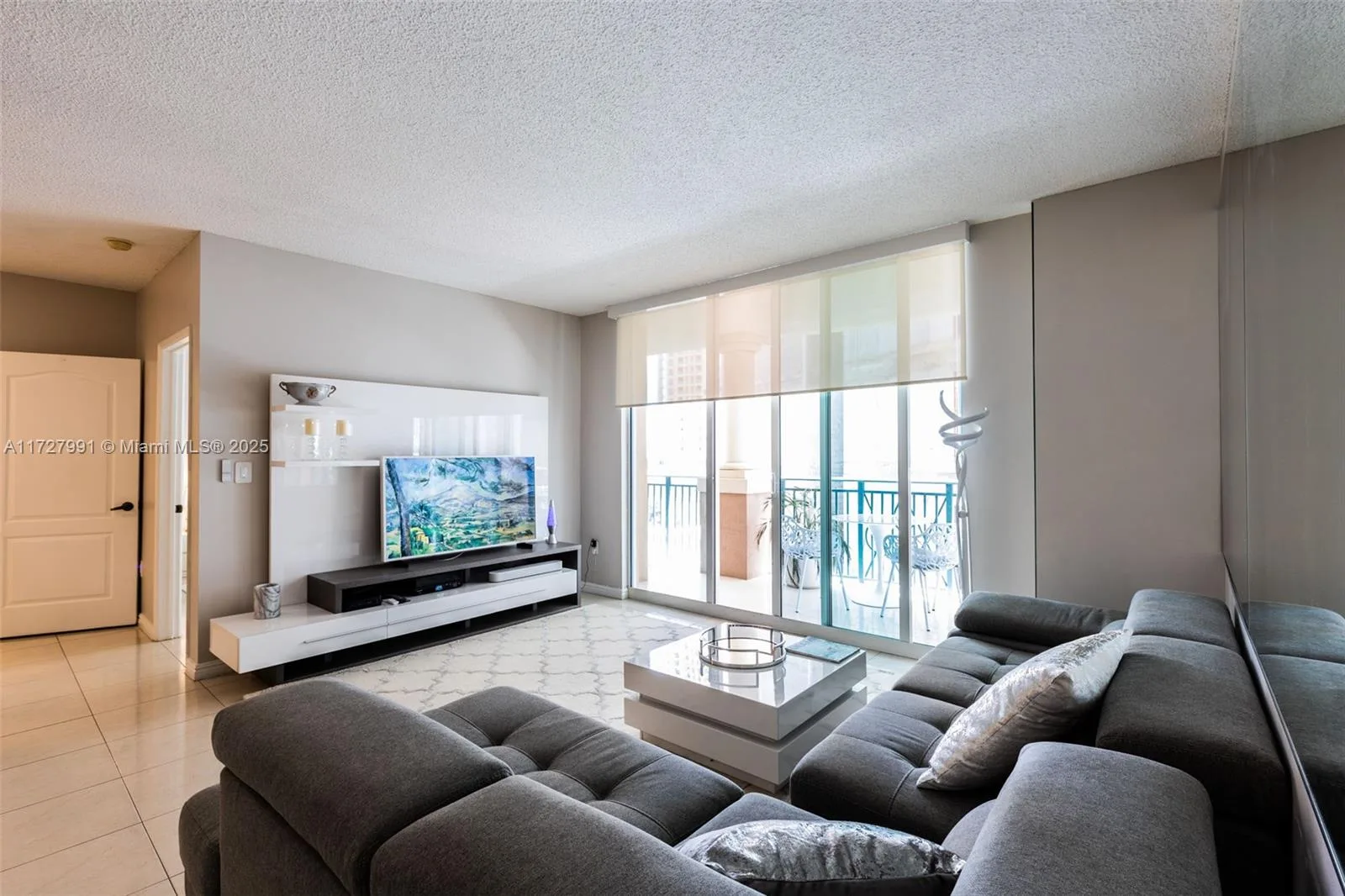 17555 E Atlantic Blvd # 603, Sunny Isles Beach, FL 33160 photo 3