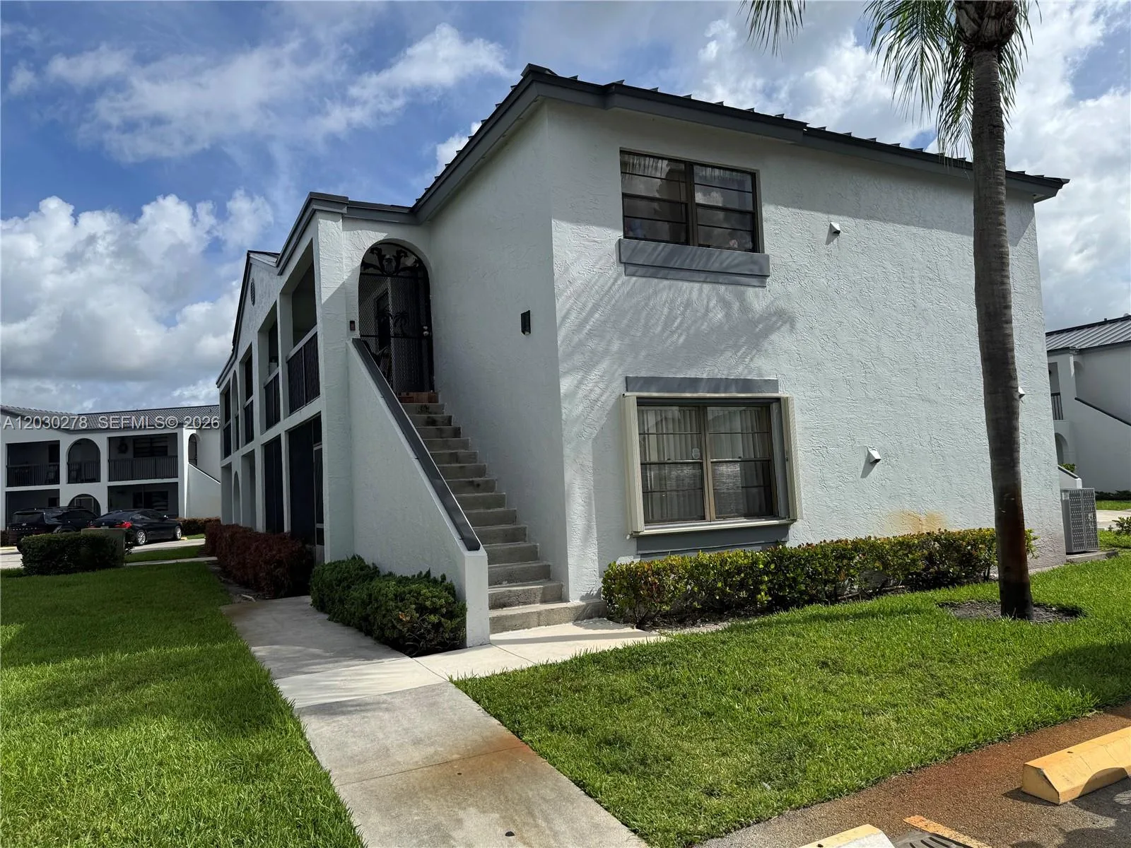 18250 Mediterranean Blvd # 1502, Hialeah, FL 33015