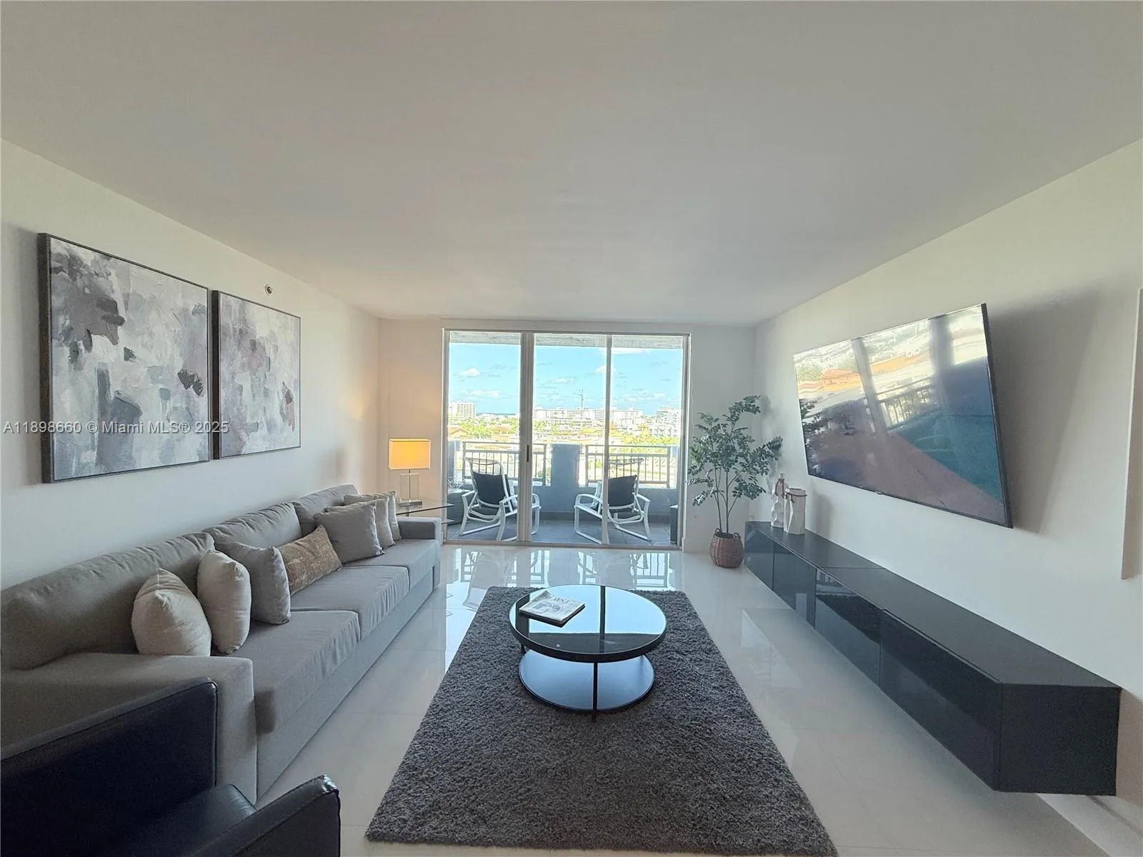 90 ALTON RD # 909, Miami Beach, FL 33139