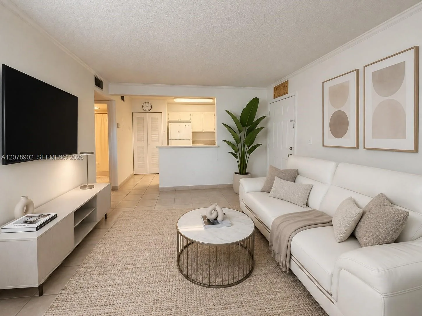 351 Palm Way # 104, Pembroke Pines, FL 33025