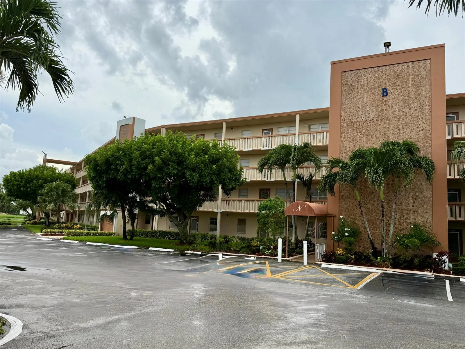 4024 Newcastle B, Boca Raton, FL 33434