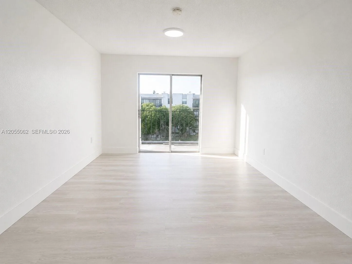 5625 W 20th Ave # 404, Hialeah, FL 33012 photo 10