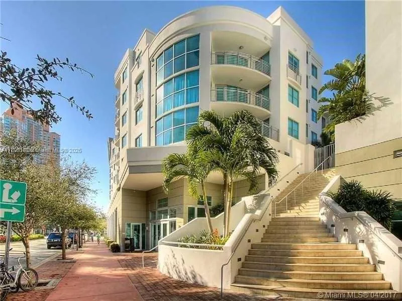 110 Washington Ave # 1817, Miami Beach, FL 33139