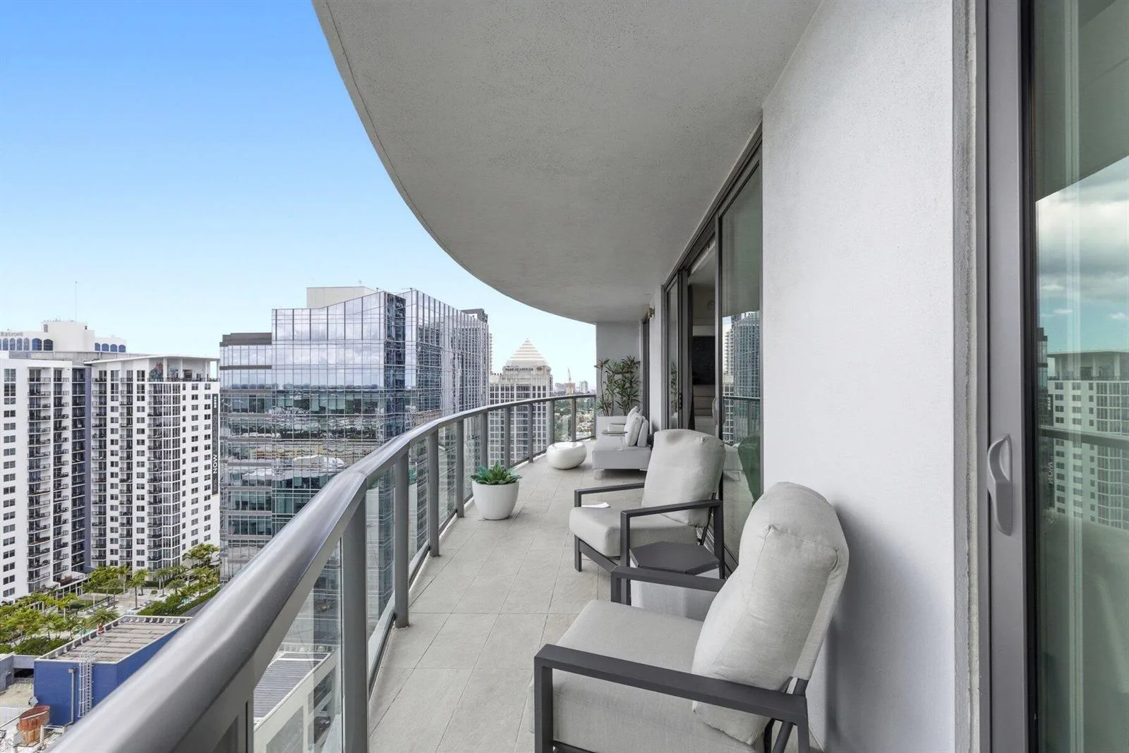 100 E Las Olas Boulevard # 2802, Fort Lauderdale, FL 33301