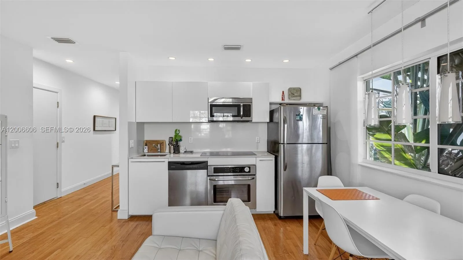 1410 Euclid Ave # 6, Miami Beach, FL 33139 photo 2