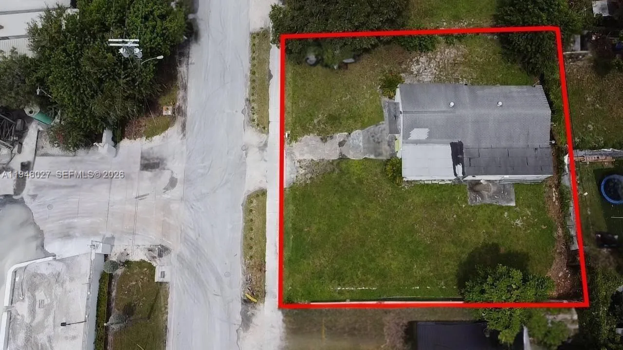 759 NW 73rd St, Miami, FL 33150