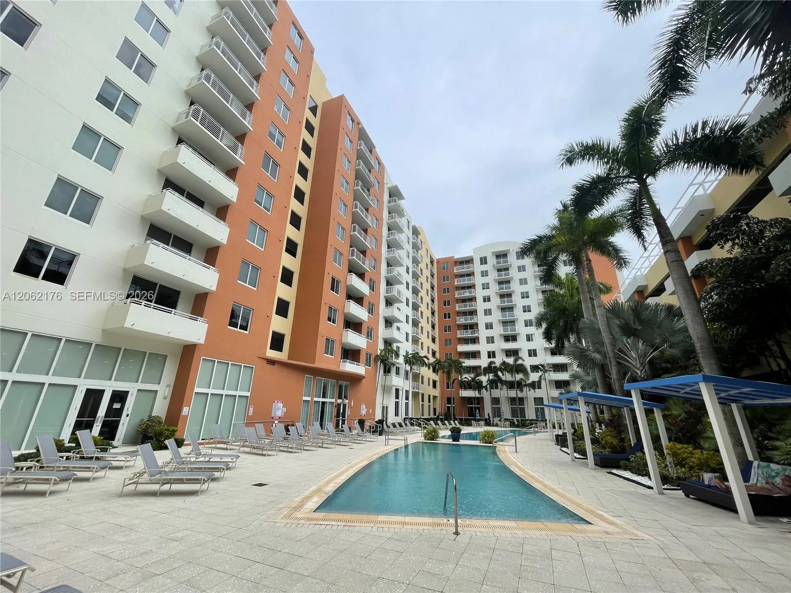 18800 NE 29th Ave # 418, Aventura, FL 33180 photo 12