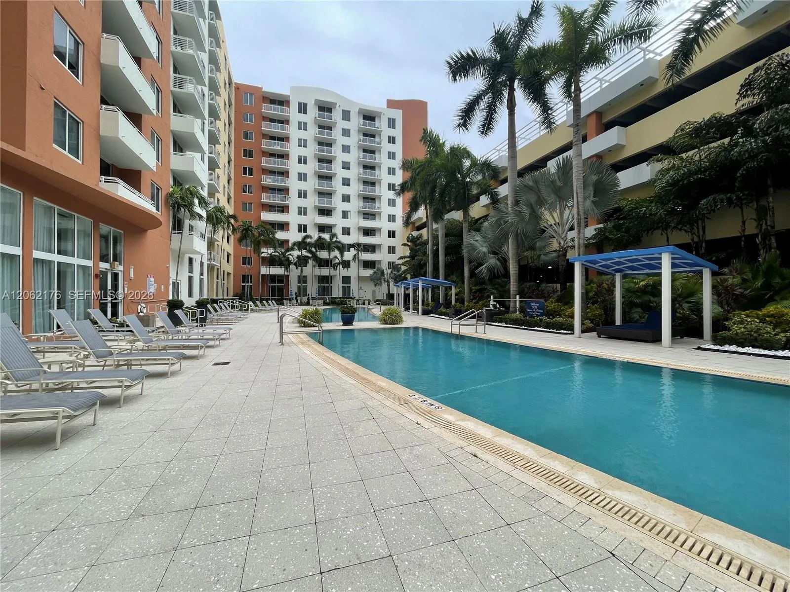18800 NE 29th Ave # 418, Aventura, FL 33180 photo 13