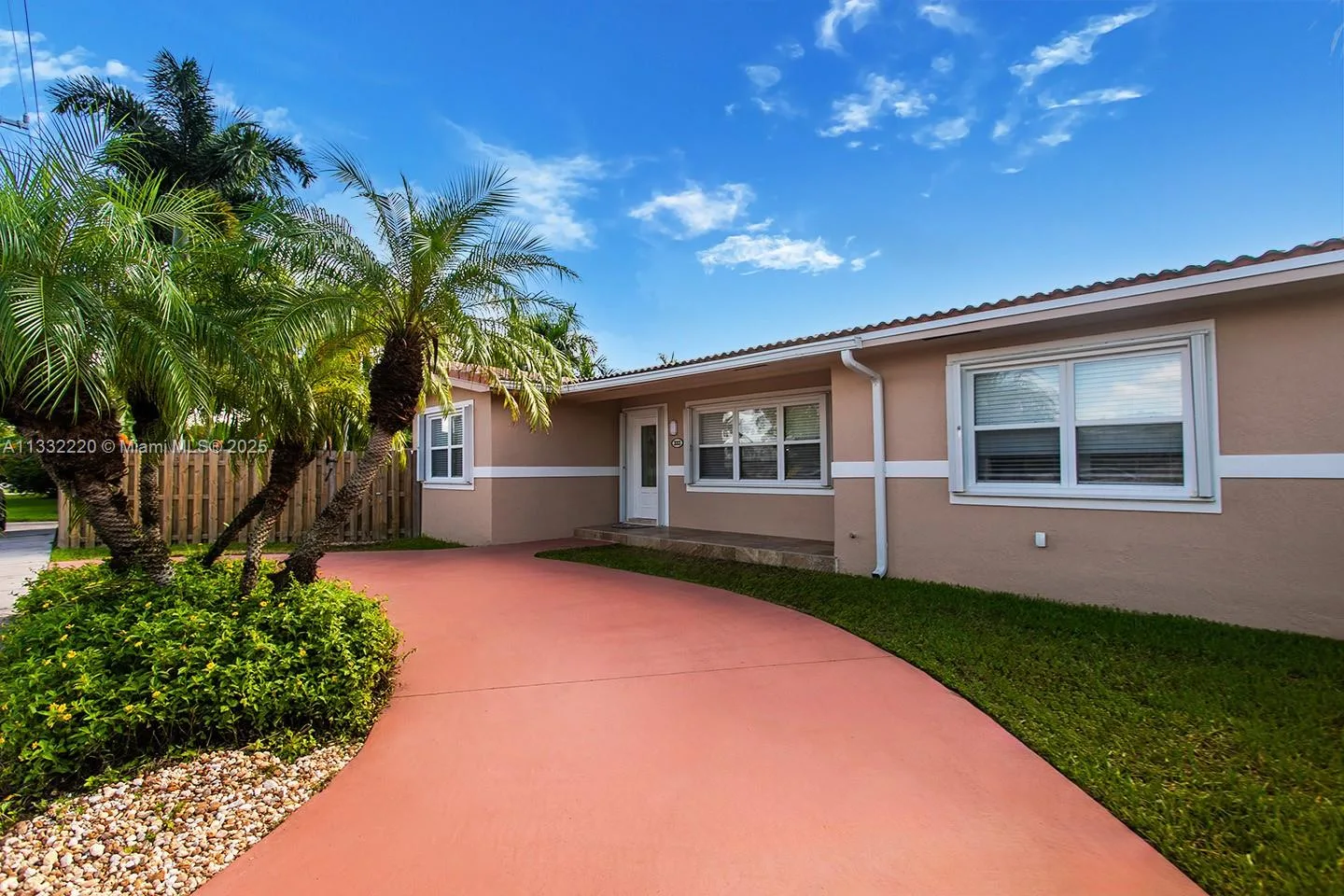 333 SE 3rd Ave, Dania Beach, FL 33004 photo 5