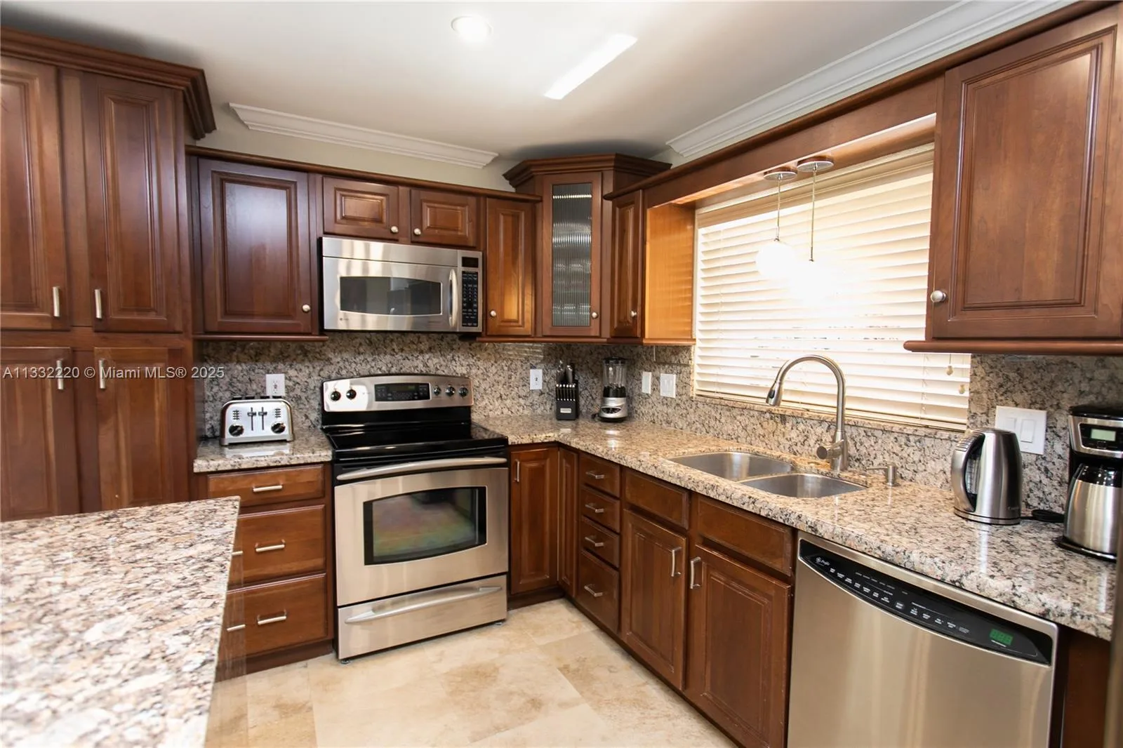 333 SE 3rd Ave, Dania Beach, FL 33004 photo 7
