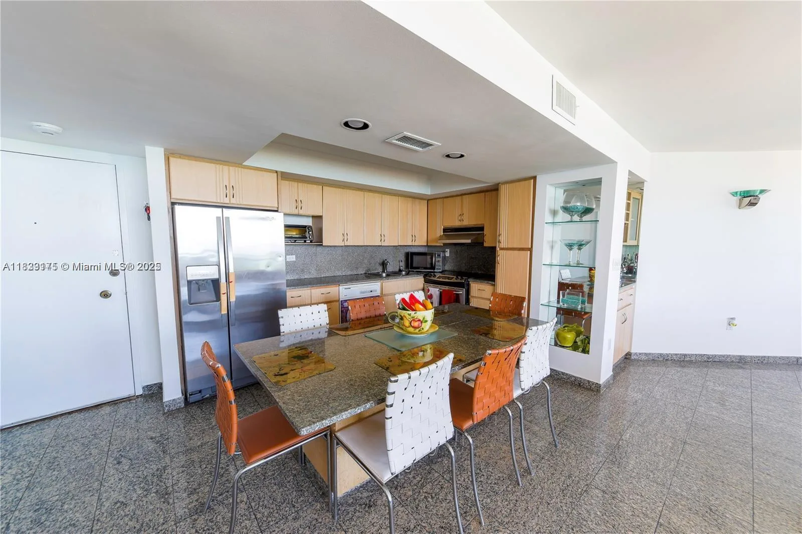 7135 Collins Ave # 1836, Miami Beach, FL 33141 photo 9