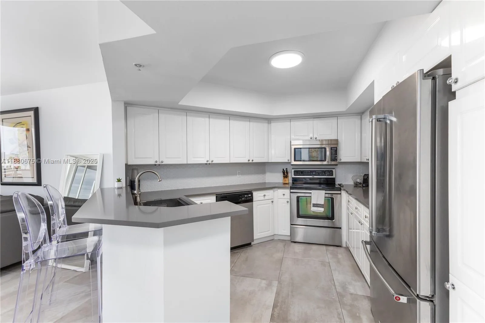 1800 Sunset Harbour Dr # 815, Miami Beach, FL 33139 photo 3