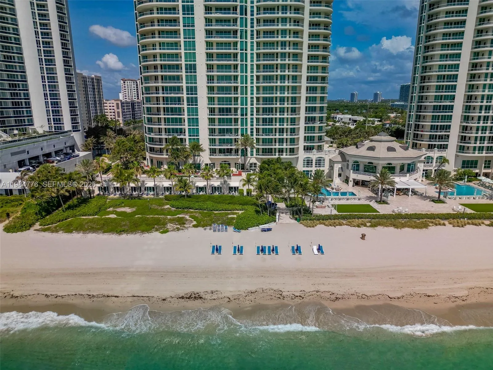 16047 Collins Ave # 1604, Sunny Isles Beach, FL 33160 photo 4
