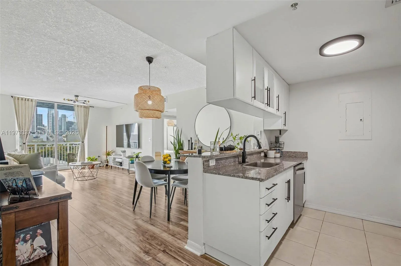 275 NE 18th St # 703, Miami, FL 33132 photo 4