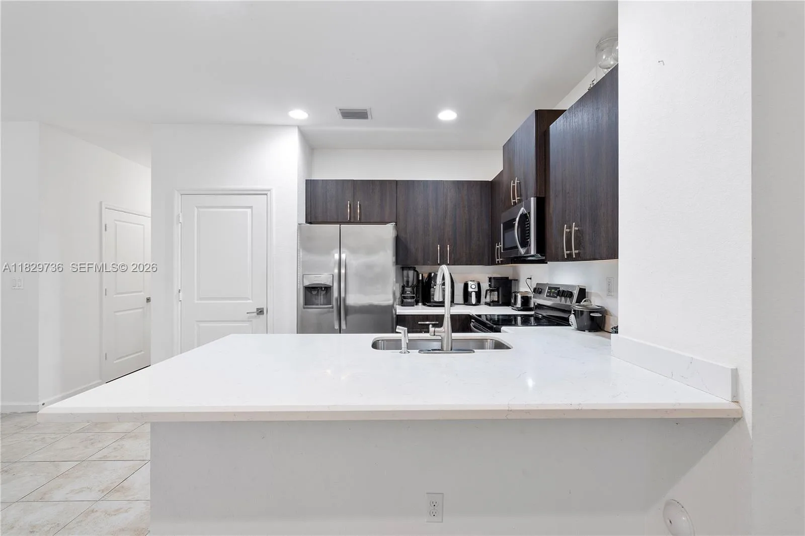 1128 NW 40th Ter, Lauderhill, FL 33313 photo 10