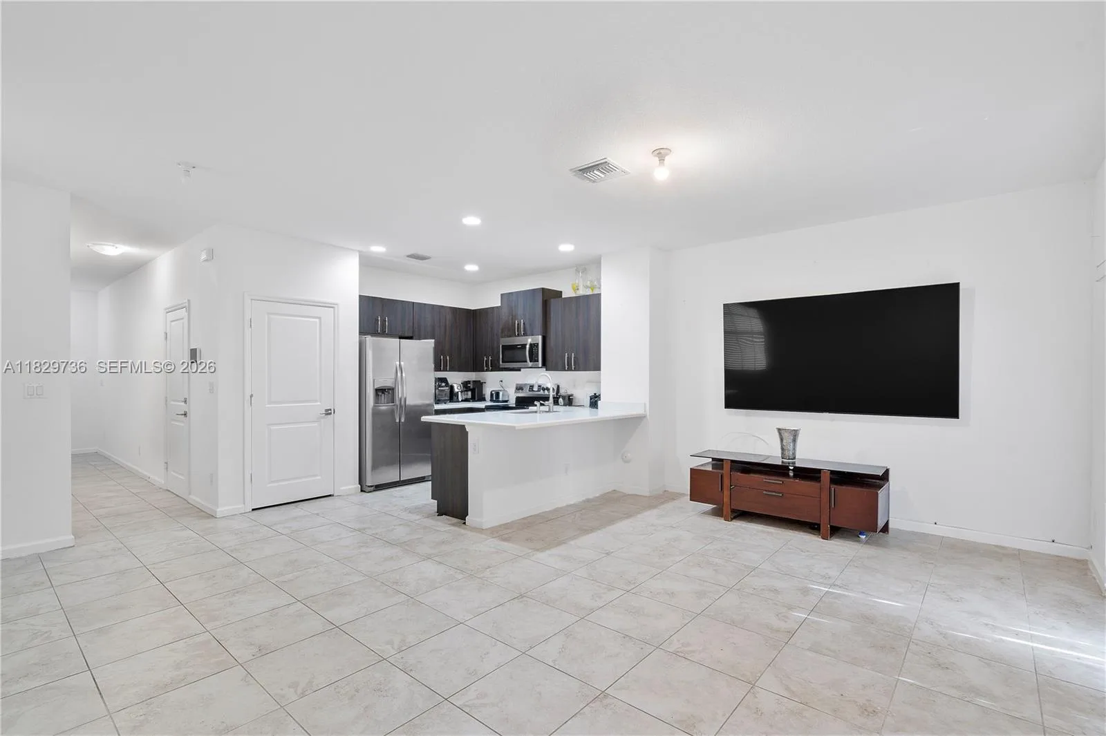 1128 NW 40th Ter, Lauderhill, FL 33313 photo 8