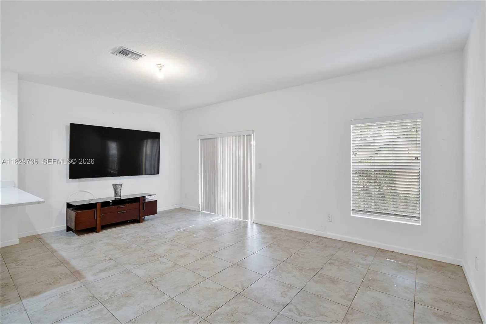 1128 NW 40th Ter, Lauderhill, FL 33313 photo 9