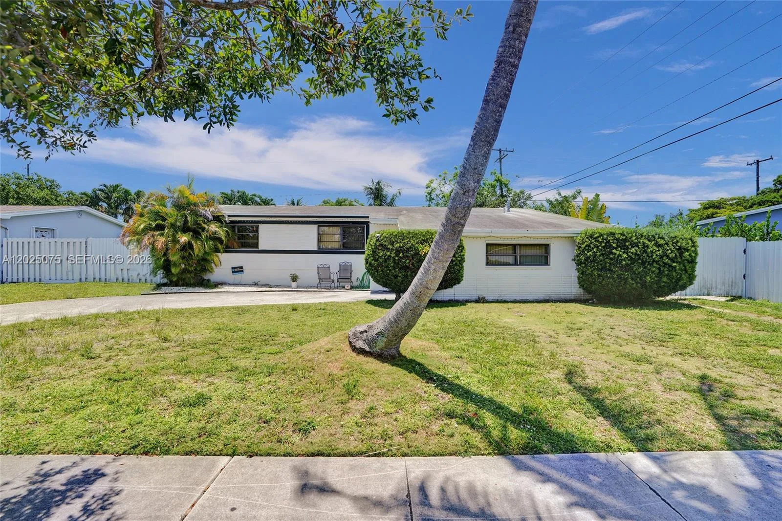 9910 Bahama Dr, Cutler Bay, FL 33189