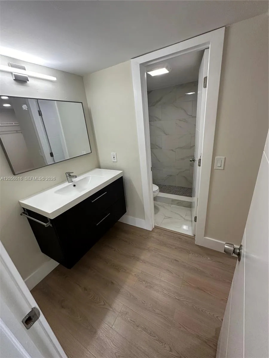 10090 NW 80th Ct # 1421, Hialeah Gardens, FL 33016 photo 7