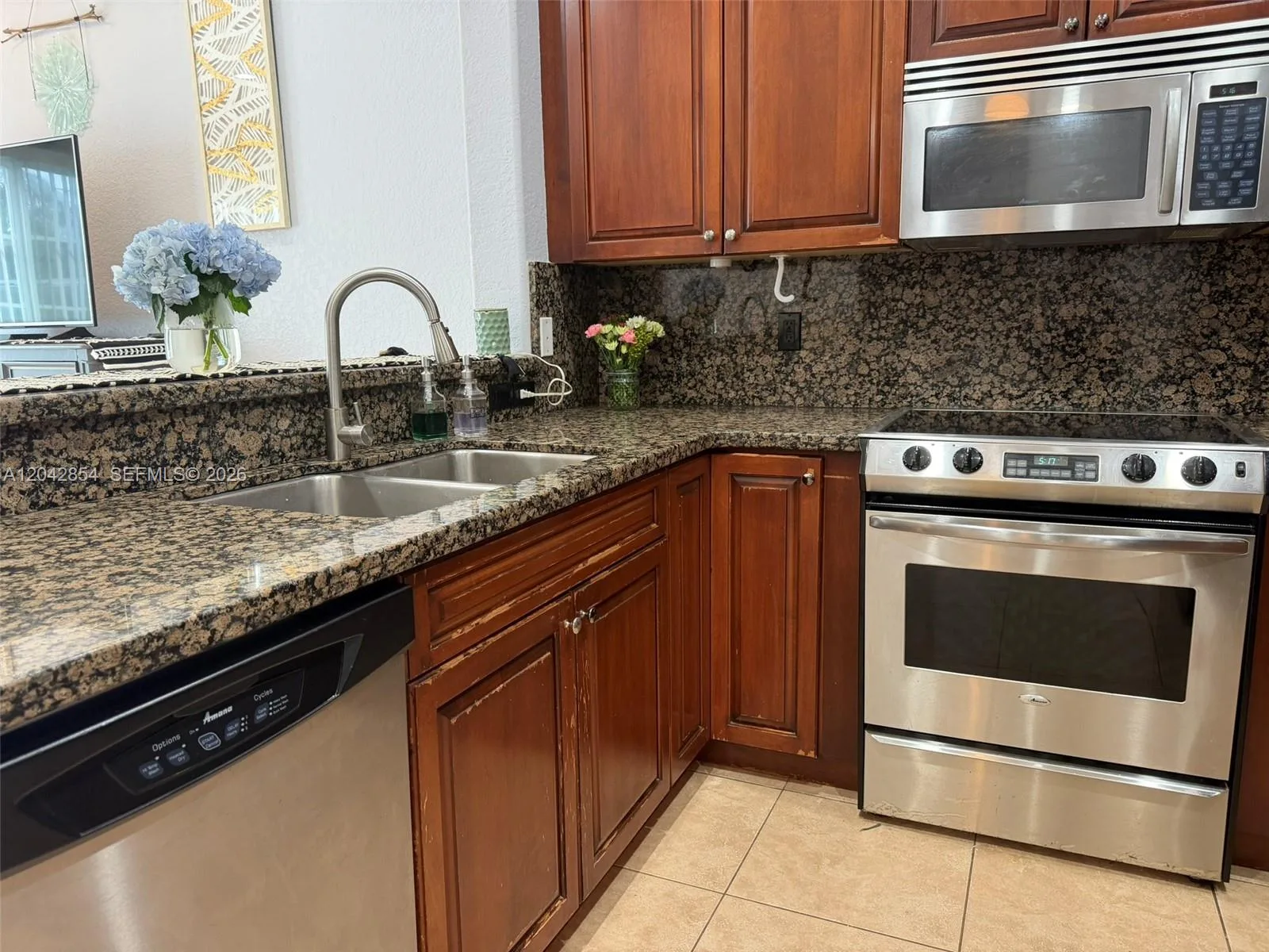 1321 NE 5th Ter, Fort Lauderdale, FL 33304 photo 11