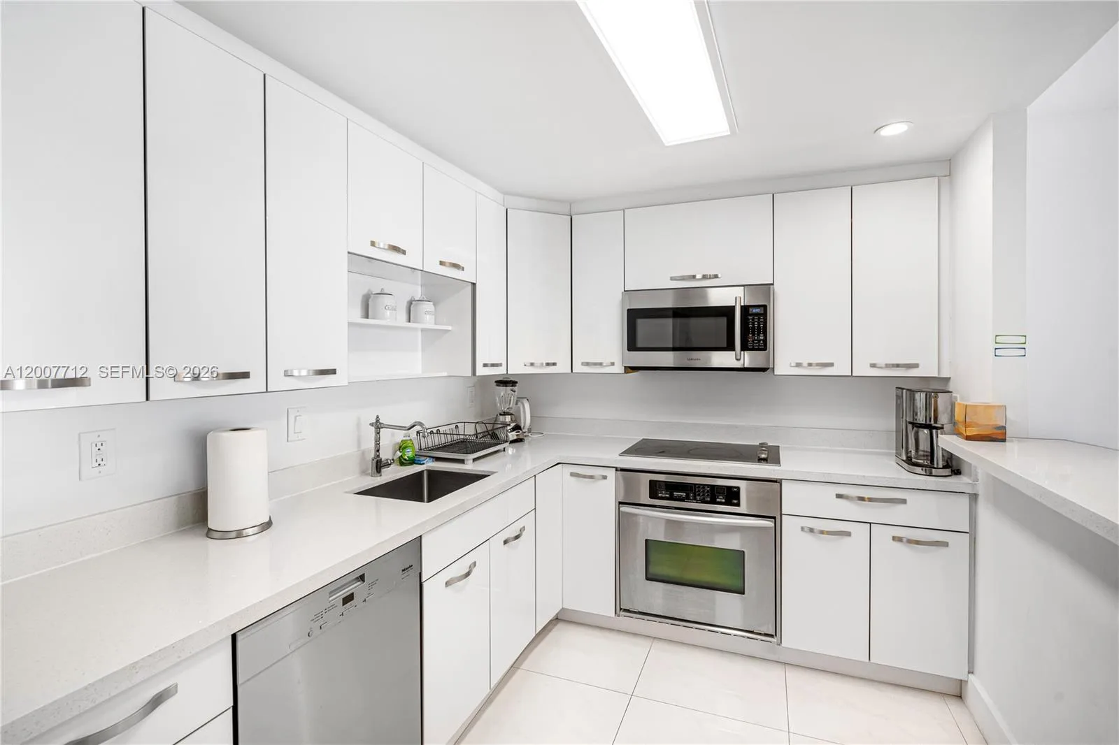 19370 Collins Ave # 1612, Sunny Isles Beach, FL 33160 photo 5