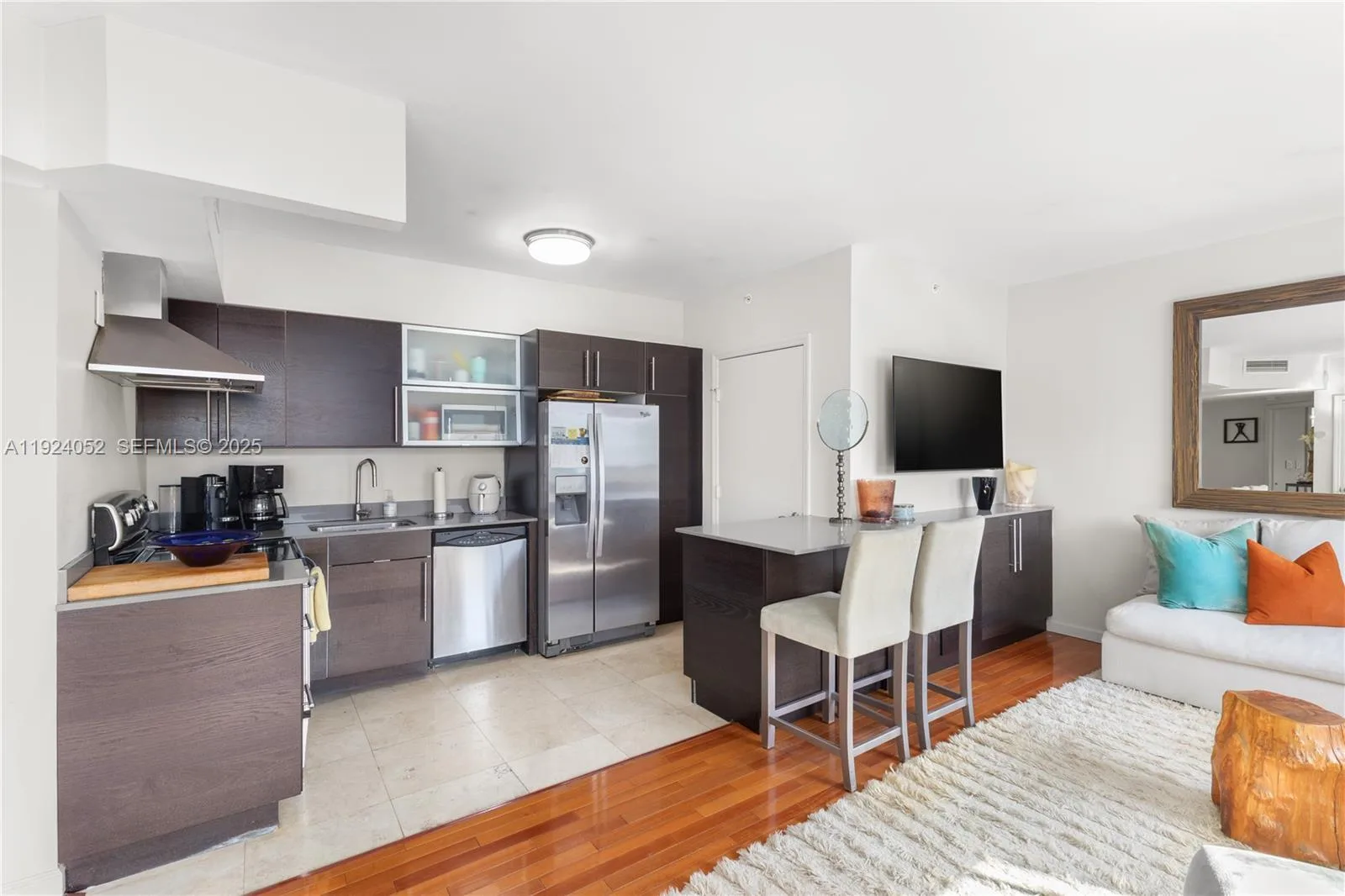1330 West Ave # 1712, Miami Beach, FL 33139 photo 2