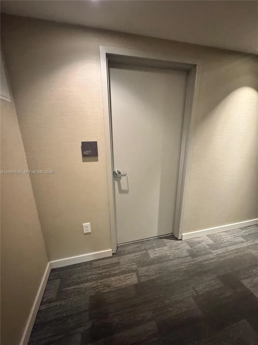 1010 SW 2nd Ave # 607, Miami, FL 33130 photo 2