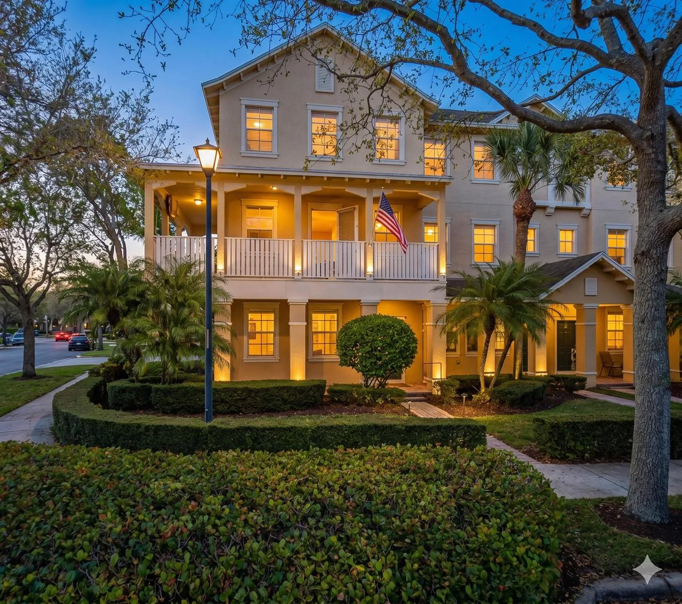 103 E Thatch Palm Circle, Jupiter, FL 33458