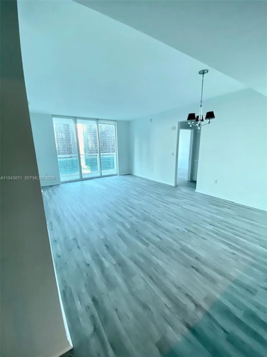 951 Brickell Ave # 3305, Miami, FL 33131 photo 5
