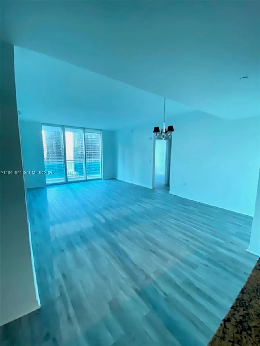 951 Brickell Ave # 3305, Miami, FL 33131 photo 6