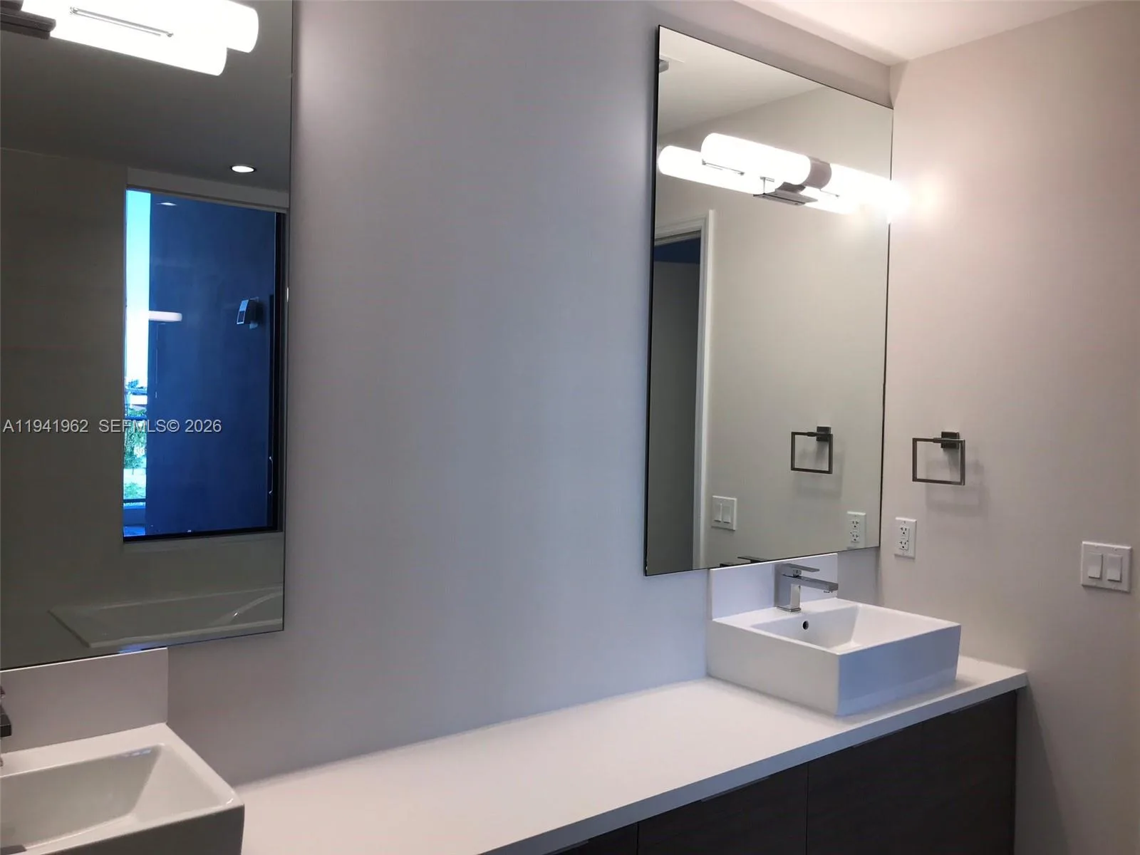 1010 SW 2nd Ave # 506, Miami, FL 33130 photo 5