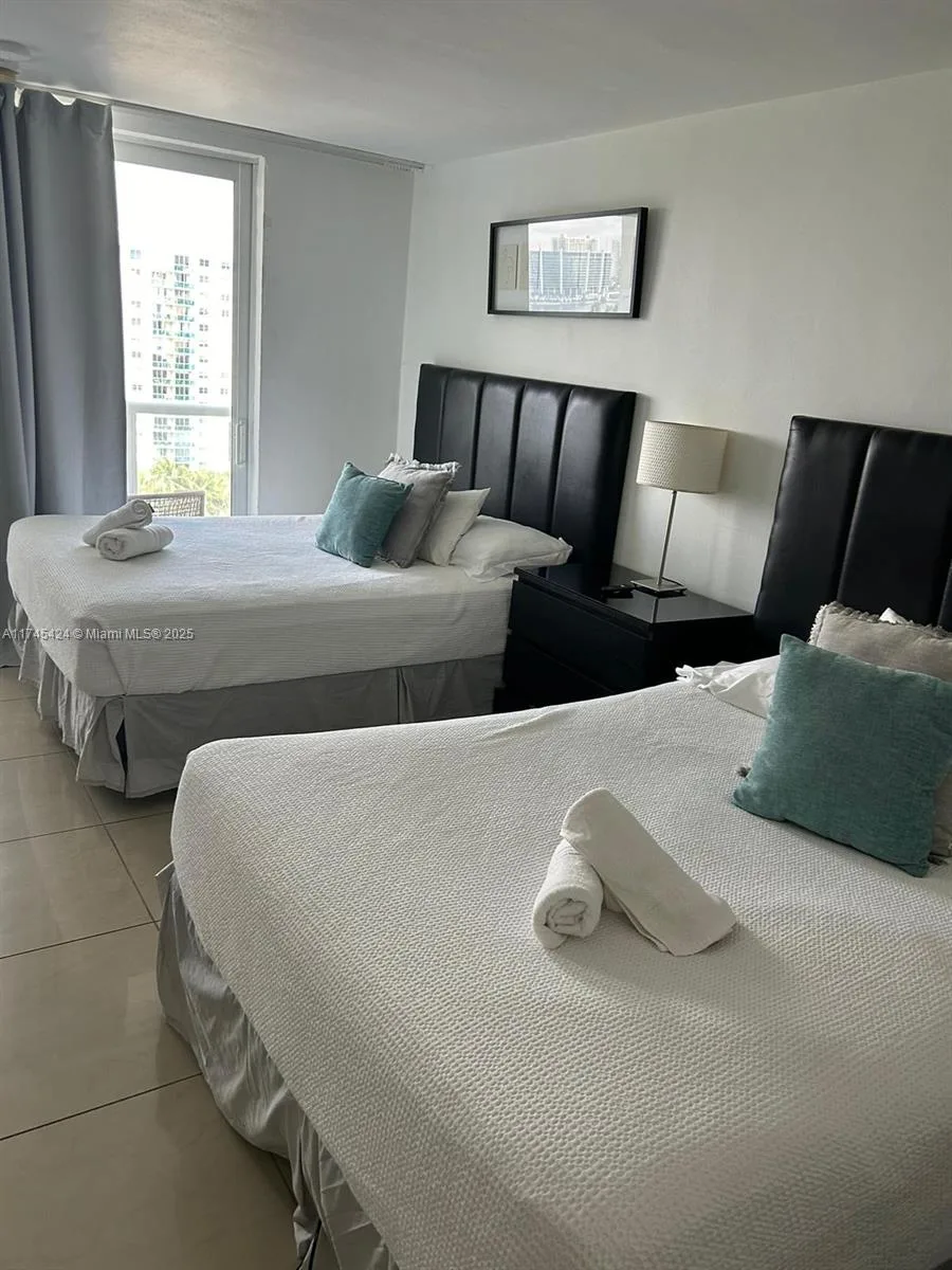 19201 Collins Ave # 1139, Sunny Isles Beach, FL 33160 photo 8