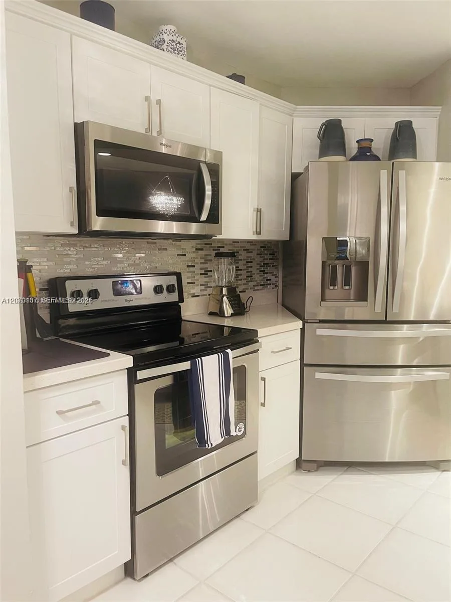 10551 W Broward Blvd # 111, Plantation, FL 33324