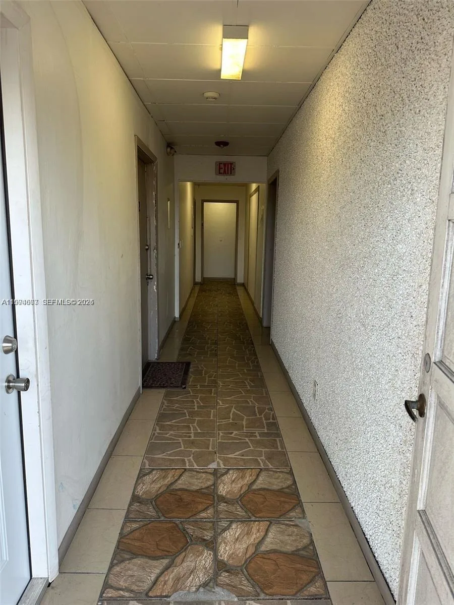 1610 N Dixie Hwy # 1-48, Hollywood, FL 33020 photo 12