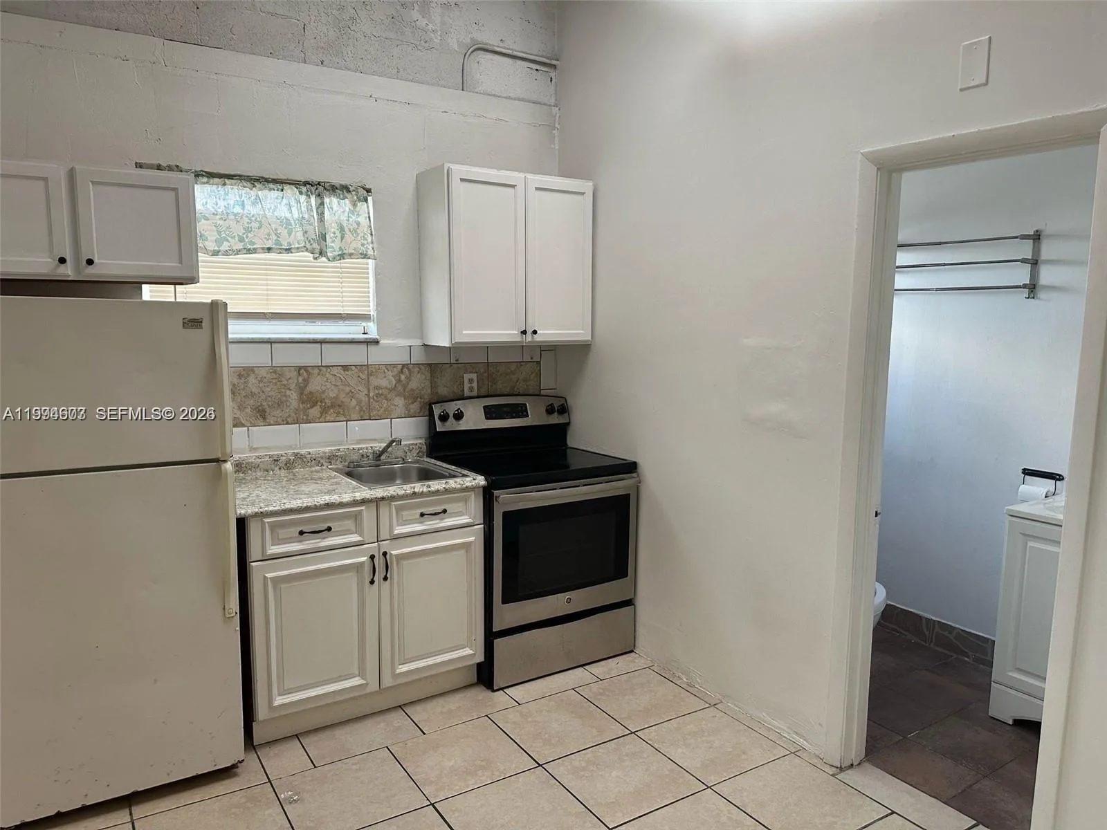 1610 N Dixie Hwy # 1-48, Hollywood, FL 33020 photo 9