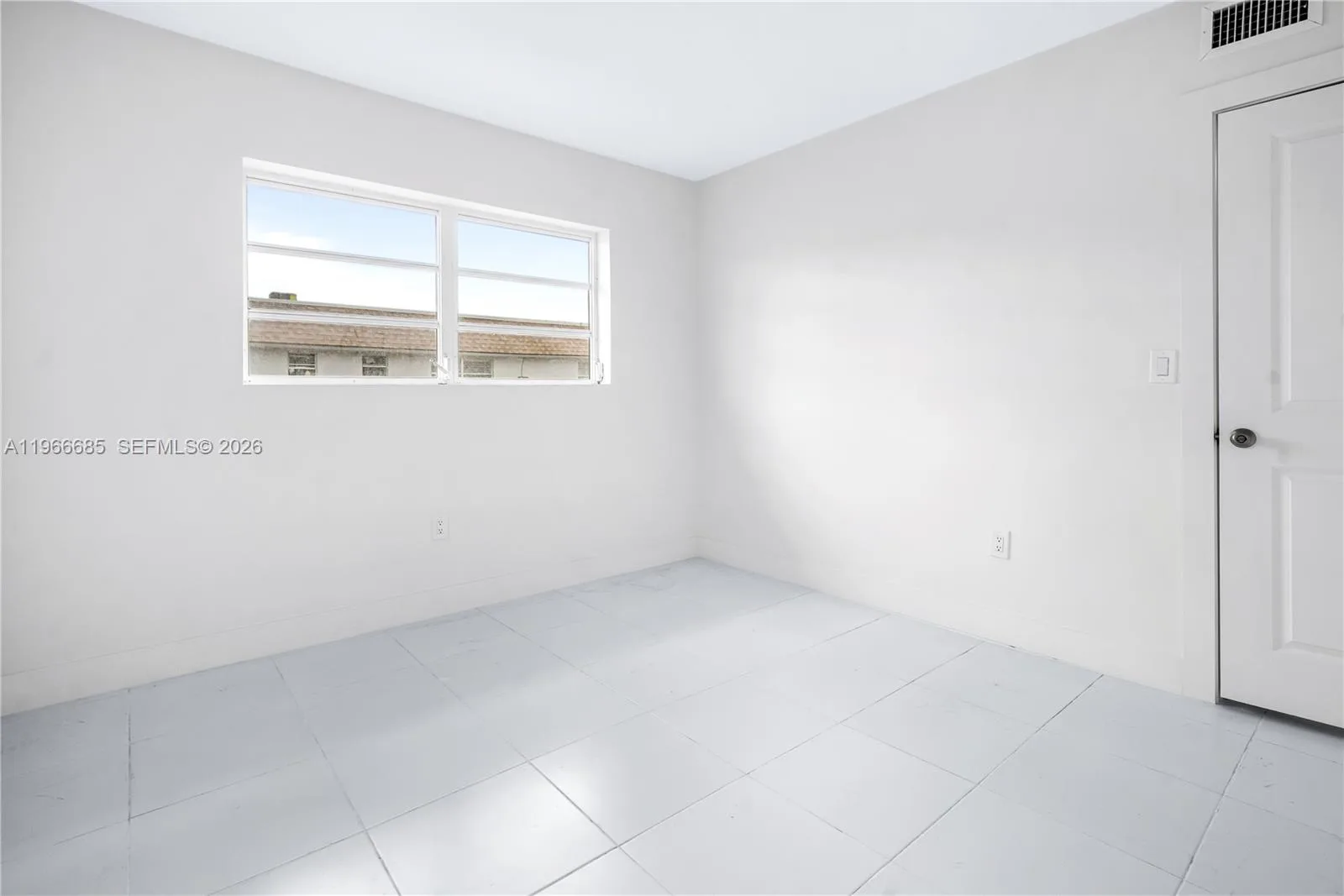 10375-35-55 SW 40th St # 0, Miami, FL 33165 photo 10