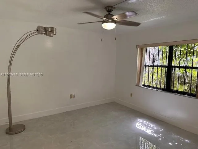 5835 W 20th Ave # 106, Hialeah, FL 33012 photo 2