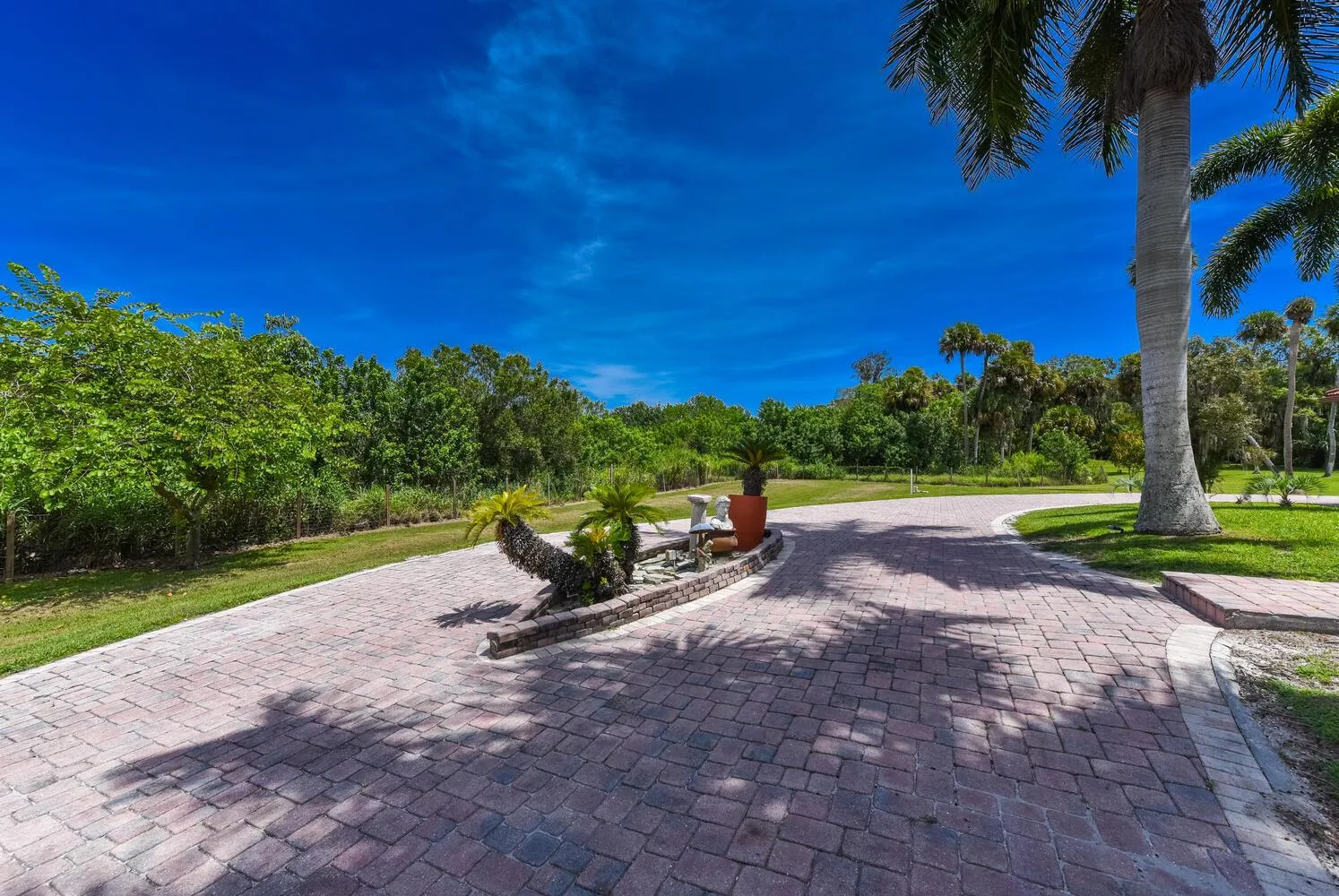3646 S Jenkins Road, Fort Pierce, FL 34981 photo 6