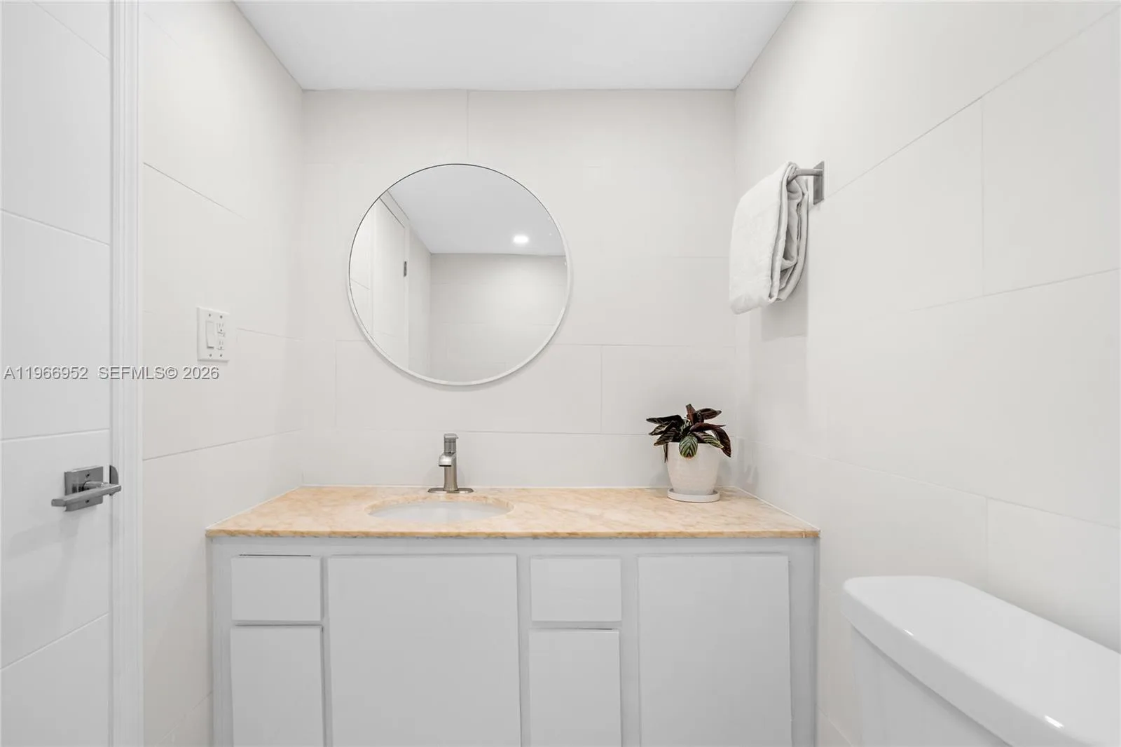 5401 Collins Ave # 632, Miami Beach, FL 33140 photo 11