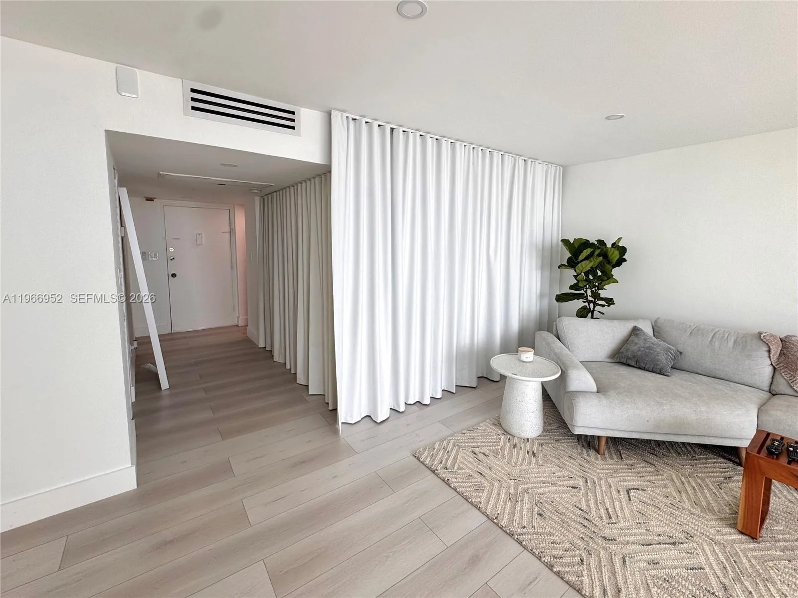 5401 Collins Ave # 632, Miami Beach, FL 33140 photo 5