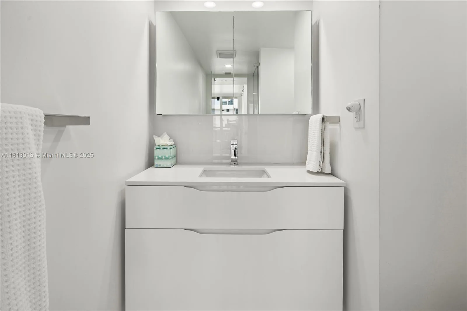 2555 Collins Ave # 1714, Miami Beach, FL 33140 photo 2