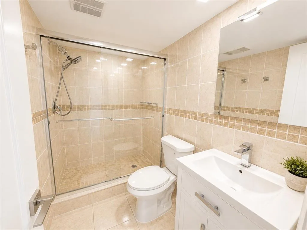 4030 W PALM AIRE Drive # 402, Pompano Beach, FL 33069 — zdjęcie 5