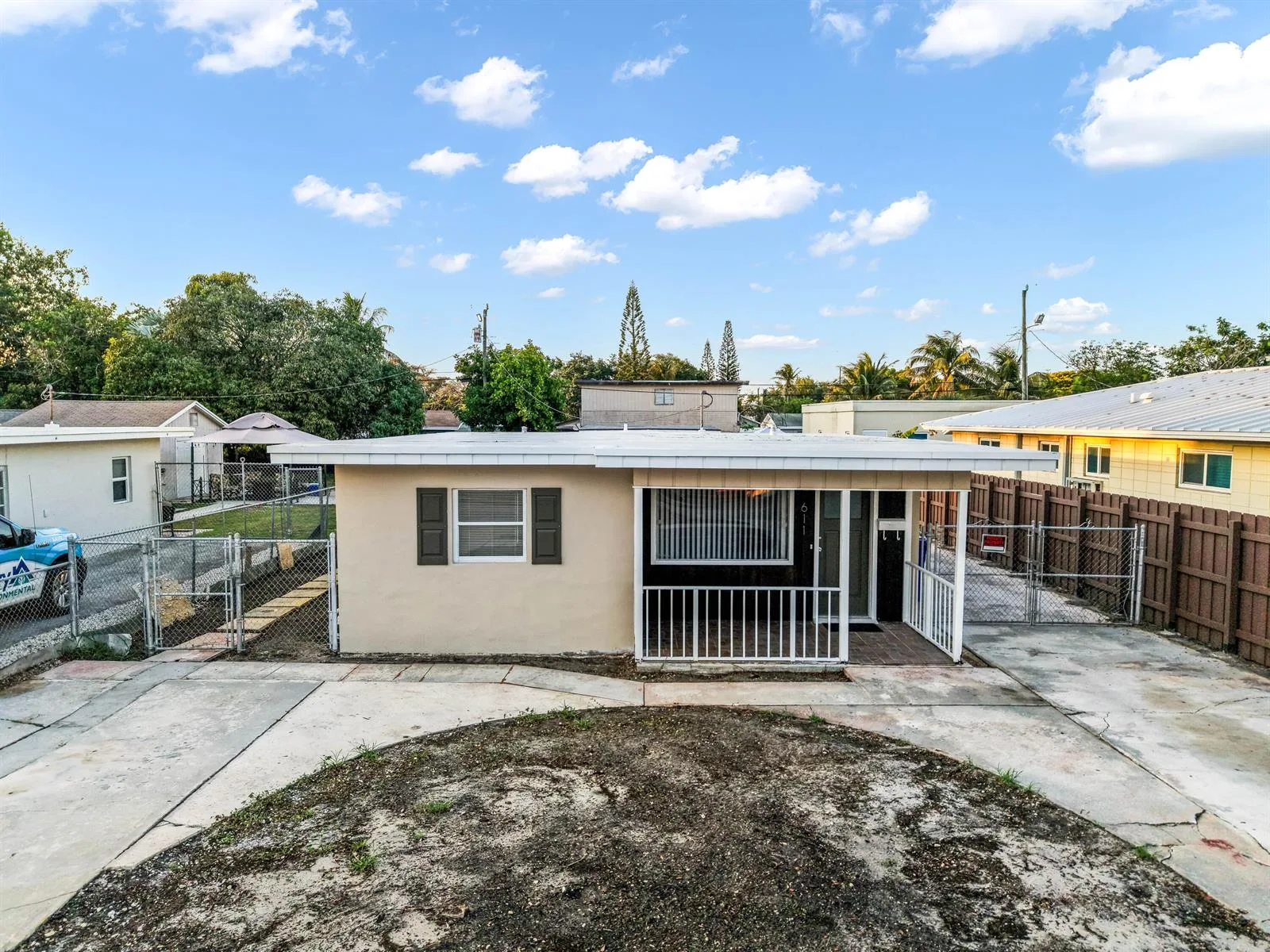 611 NE 34th Street, Pompano Beach, FL 33064