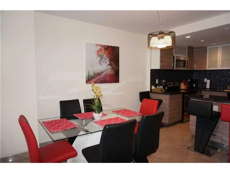 19370 COLLINS AV SEASONAL # 1007, Sunny Isles Beach, FL 33160 photo 4