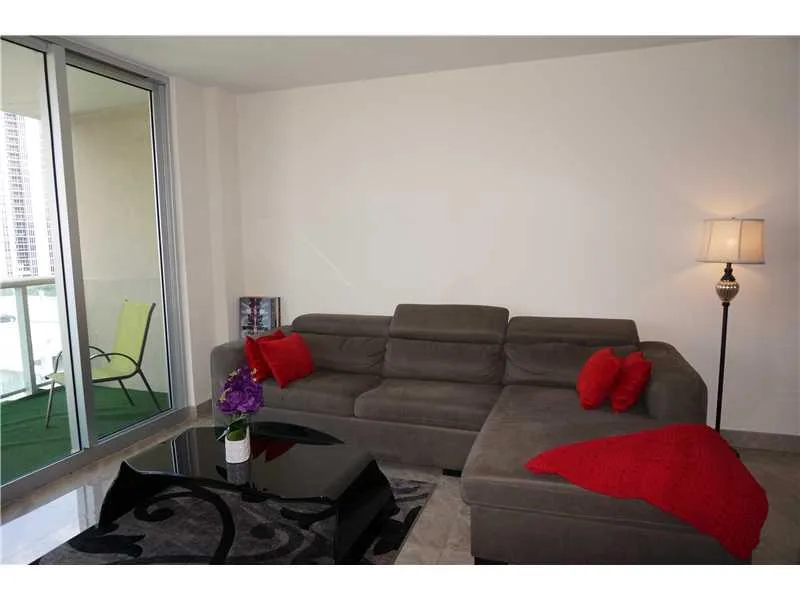 19370 COLLINS AV SEASONAL # 1007, Sunny Isles Beach, FL 33160 photo 7