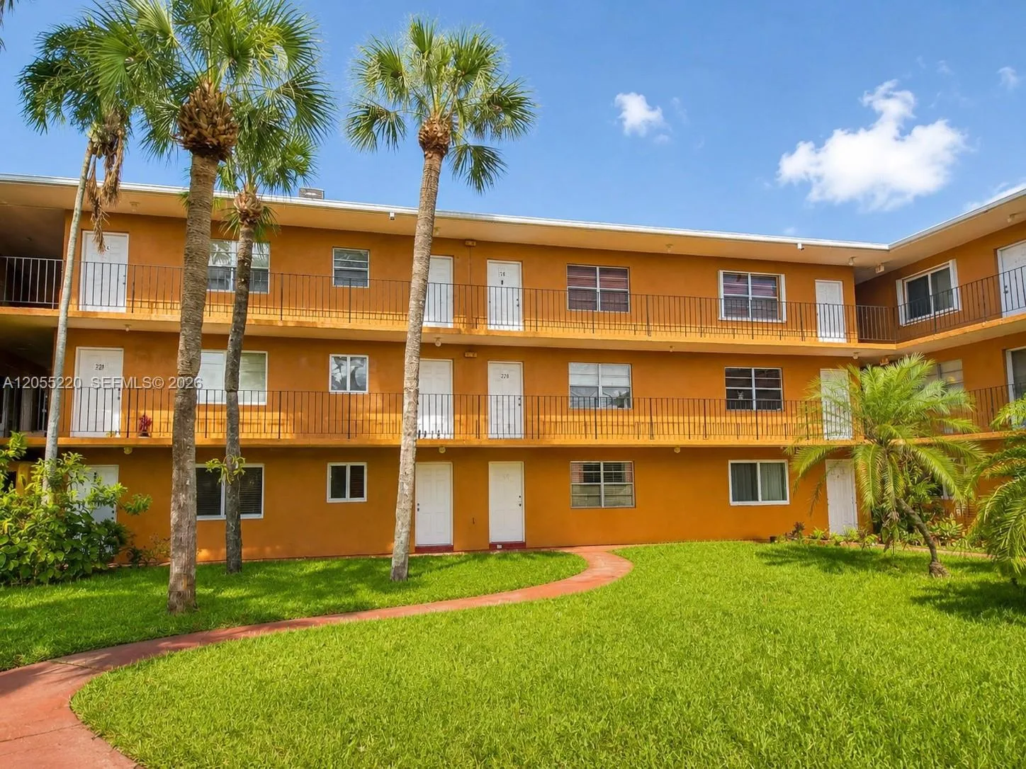 1230 W 54th St # 329A, Hialeah, FL 33012