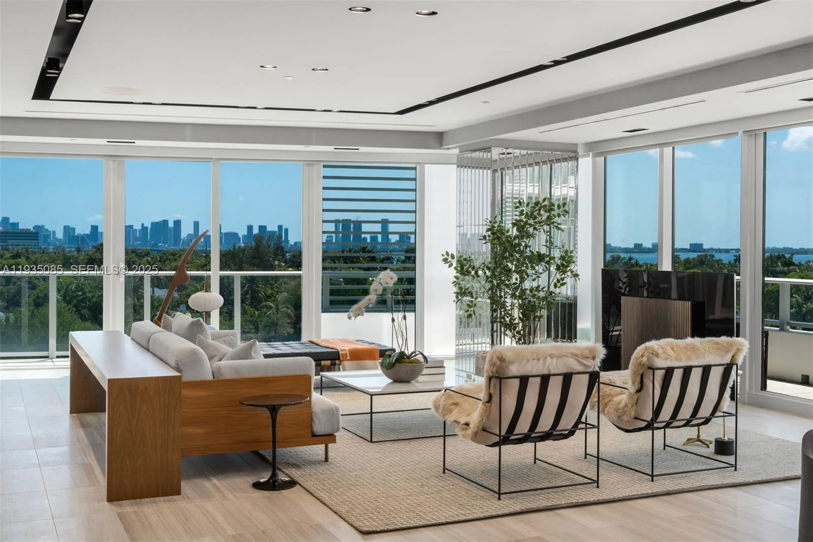 Ritz Carlton Miami Beach – photo 29