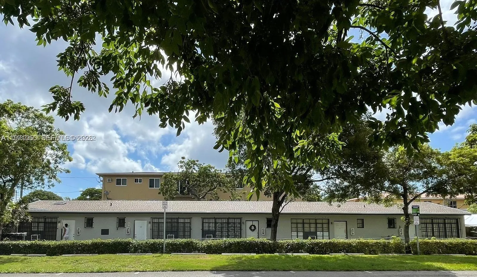 1346 NW 6th St # 4, Miami, FL 33125